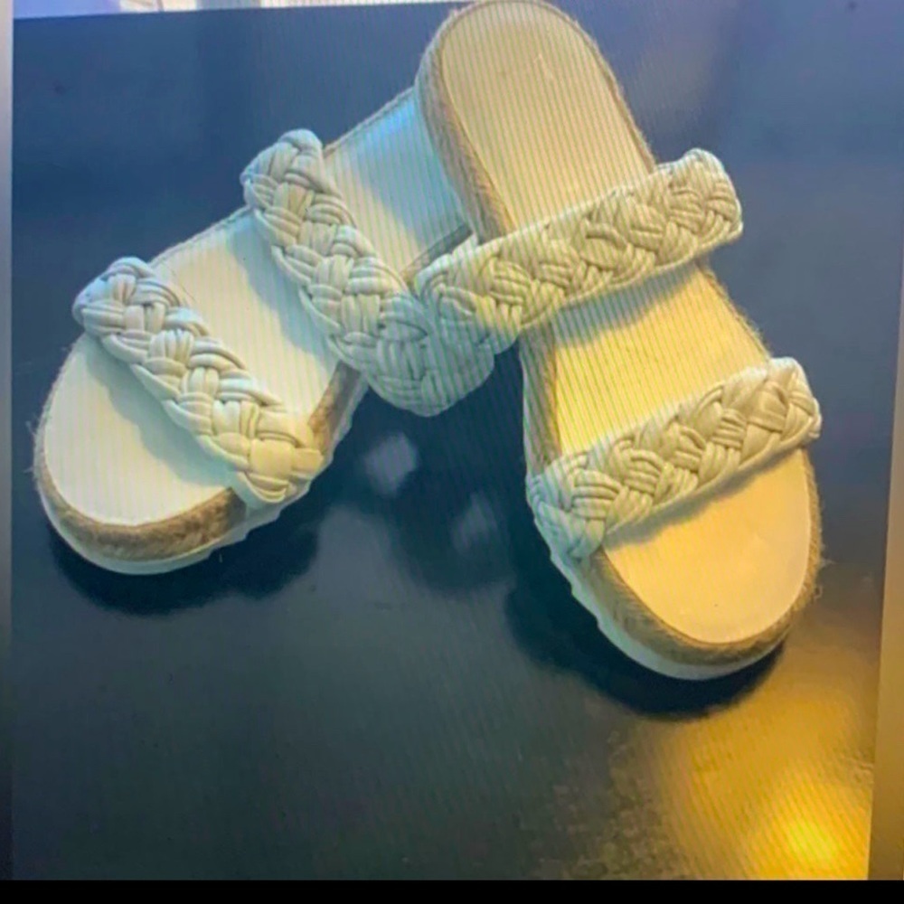 Marc Fisher Sandals - Picture 2 of 6